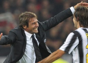 TURIN, ITALY - OCTOBER 02:  Juventus FC manager Antonio Conte celebrates the victory with Andrea Pirlo at the end of the Serie A match between Juventus FC and AC Milan on October 2, 2011 in Turin, Italy.  (Photo by Marco Luzzani/Getty Images)