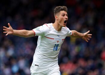Scotland v Czech Republic - UEFA EURO, EM, Europameisterschaft,Fussball 2020 - Group D - Hampden Park Czech Republic s Patrik Schick celebrates scoring the second goal during the UEFA Euro 2020 Group D match at Hampden Park, Glasgow. Picture date: Monday June 14, 2021. Use subject to restrictions. Editorial use only, no commercial use without prior consent from rights holder. PUBLICATIONxINxGERxSUIxAUTxONLY Copyright: xAndrewxMilliganx 60358271