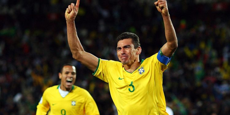 JOHANNESBURG, SOUTH AFRICA - JUNE 28:  Lucio of Brazil celebrates scoring the winning goal during the FIFA Confederations Cup Final between USA and Brazil at the Ellis Park Stadium on June 28, 2009 in Johannesburg, South Africa.  (Photo by Alex Livesey/Getty Images)