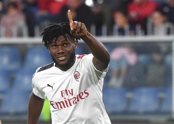epa07899657 Milan's Franck Kessie celebrates after scoring  during the Italian Serie A soccer match Genoa CFC vs AC Milan at the Luigi Ferraris stadium in Genoa, Italy, 05 October 2019.  EPA/LUCA ZENNARO
