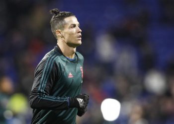 Lyon (France), 26/02/2020.- Cristiano Ronaldo of Juventus FC warms up ahead of the UEFA Champions League round of 16 first leg soccer match between Olympique Lyon and Juventus FC in Lyon, France, 26 February 2020. (Liga de Campeones, Francia) EFE/EPA/YOAN VALAT
