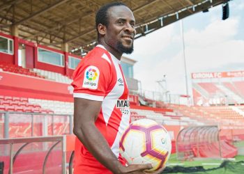 epa06981268 Ivory Coast's forward Seydou Doumbia poses for photographers during his presentation as new player of Primera Division team Girona FC at Estadi de Montilivi stadium in Girona, northeastern Spain, 29 August 2018. Doumbia signed a contract for next three seasons.  EPA-EFE/Robin Townsend