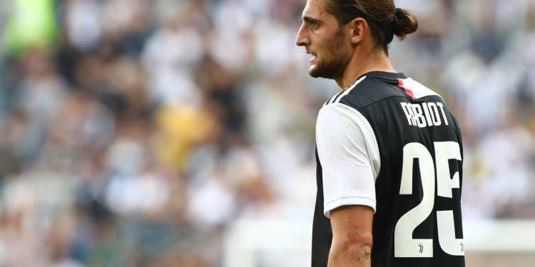 TURIN, ITALY - SEPTEMBER 28:  Adrien Rabiot of Juventus looks on during the Serie A match between Juventus and SPAL at Allianz Stadium on September 29, 2019 in Turin, Italy.  (Photo by Marco Luzzani/Getty Images)