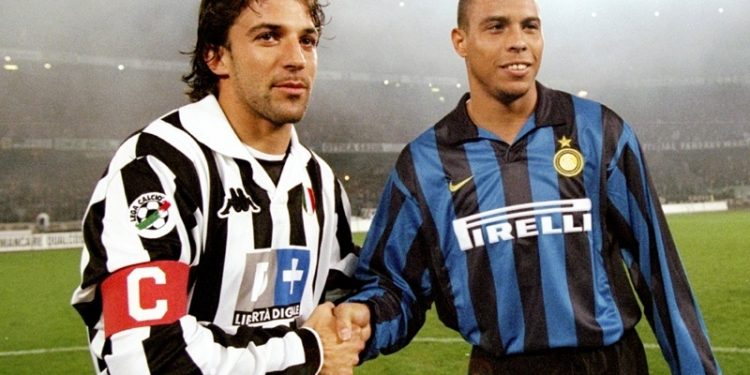 25 Oct 1998:  Ronaldo of Inter Milan and Alessandro Del Piero of Juventus during the Italian Serie A match at the Delle Alpi Stadium in Torino, Italy. Juventus won the game 1-0.  Mandatory Credit: Allsport UK /Allsport