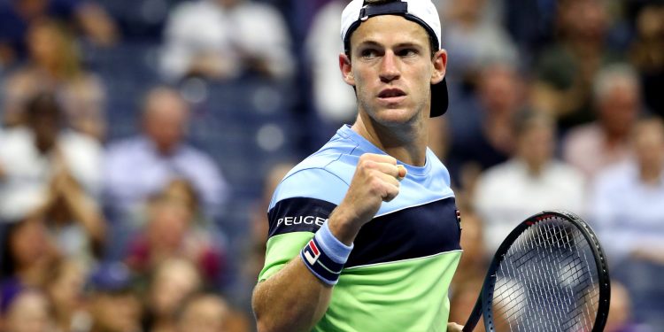 NEW YORK, NEW YORK - SEPTEMBER 04: Diego Schwartzman of Argentina celebrates a point during his Men's Singles quarterfinal match against Rafael Nadal of Spain on day ten of the 2019 US Open at the USTA Billie Jean King National Tennis Center on September 04, 2019 in the Queens borough of New York City. (Photo by Al Bello/Getty Images)