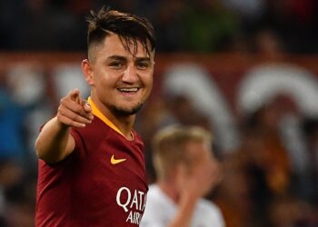 AS Rome's Turkish forward Cengiz Under celebrates after scoring during the UEFA Champions League group G football match between AS Roma and FC Viktoria Plzen on October 2, 2018 at the Olympic stadium in Rome. (Photo by Vincenzo PINTO / AFP)        (Photo credit should read VINCENZO PINTO/AFP/Getty Images)