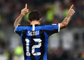 MILAN, ITALY - SEPTEMBER 14:  Stefano Sensi of FC Internazionale celebrates after scoring the opening goal during the Serie A match between FC Internazionale and Udinese Calcio at Stadio Giuseppe Meazza on September 15, 2019 in Milan, Italy.  (Photo by Marco Luzzani - Inter/FC Internazionale via Getty Images)