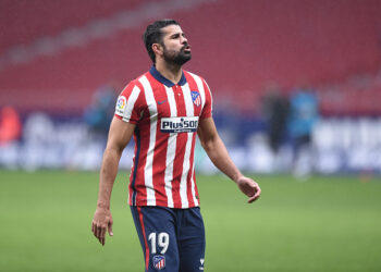 MADRID, SPAIN - DECEMBER 19: Diego Costa of Club Atletico de Madrid reacts during the La Liga Santander match between Atletico de Madrid and Elche CF at Estadio Wanda Metropolitano on December 19, 2020 in Madrid, Spain.  Sporting stadiums around Spain remain under strict restrictions due to the Coronavirus Pandemic as Government social distancing laws prohibit fans inside venues resulting in games being played behind closed doors. (Photo by Denis Doyle/Getty Images)