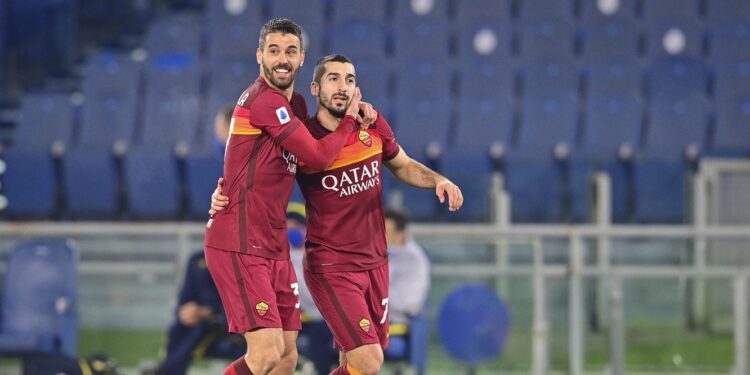 Foto Fabio Rossi/AS Roma/LaPresse
31/01/2021 Roma (Italia)
Sport Calcio
Roma-Verona
Campionato Italiano Serie A TIM 2020/2021 - Stadio Olimpico
Nella foto: Henrikh Mkhitaryan festeggia il suo goal

Photo Fabio Rossi/AS Roma/LaPresse
31/01/2021 Rome (Italy)
Sport Soccer
Roma-Verona
Italian Football Championship League Serie A Tim 2020/2021 - Olimpic Stadium
In the pic: Henrikh Mkhitaryan celebrates his goal