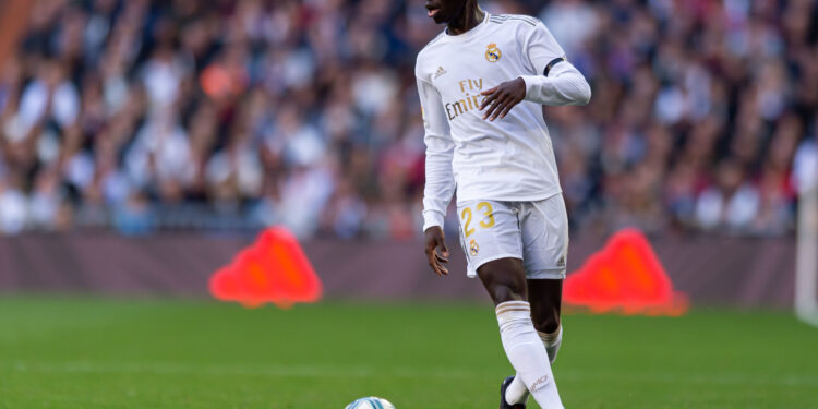 MADRID, SPAIN - FEBRUARY 01: (BILD ZEITUNG OUT) Ferland Mendy of Real Madrid controls the ball  during the Liga match between Real Madrid CF and Club Atletico de Madrid at Estadio Santiago Bernabeu on February 01, 2020 in Madrid, Spain. (Photo by TF-Images/Getty Images)