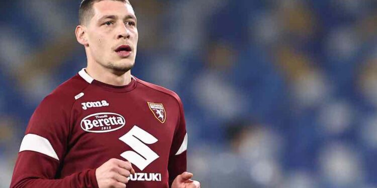 Andrea Belotti of Torino FC during the warm up looks on prior to the Serie A football match between SSC Napoli and Torino FC at stadio Diego Armando Maradona in Napoli Italy, December 23th, 2020. Photo Cesare Purini / Insidefoto CesarexPurini
