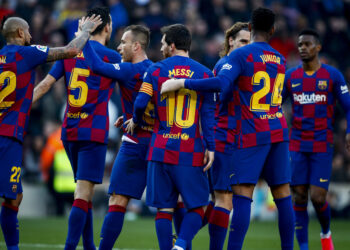 BARCELONA, SPAIN - FEBRUARY 22: (L-R) Arturo Vidal of FC Barcelona, Sergio Busquets of FC Barcelona, Arthur of FC Barcelona, Lionel Messi of FC Barcelona, Junior Firpo of FC Barcelona celebrates goal 3-0 during the La Liga Santander  match between FC Barcelona v Eibar at the Camp Nou on February 22, 2020 in Barcelona Spain (Photo by David S. Bustamante/Soccrates/Getty Images)