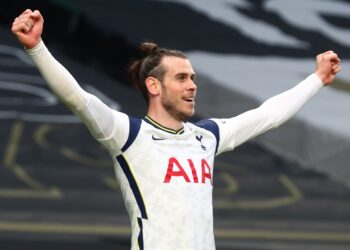 LONDON, ENGLAND - APRIL 21: Gareth Bale of Tottenham Hotspur celebrates after scoring their side's first goal during the Premier League match between Tottenham Hotspur and Southampton at Tottenham Hotspur Stadium on April 21, 2021 in London, England. Sporting stadiums around the UK remain under strict restrictions due to the Coronavirus Pandemic as Government social distancing laws prohibit fans inside venues resulting in games being played behind closed doors. (Photo by Clive Rose/Getty Images)
