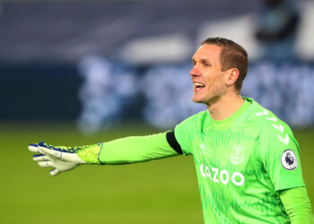 LEEDS, ENGLAND - FEBRUARY 03: Everton goalkeeper Robin Olsen during the Premier League match between Leeds United and Everton at Elland Road on February 3, 2021 in Leeds, United Kingdom. (Photo by Paul Greenwood - CameraSport via Getty Images)