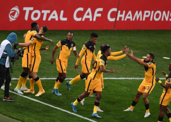 JOHANNESBURG, SOUTH AFRICA - MAY 15:  Erick Mathoho of Kaizer Chiefs celebrates his goal with teammates during the CAF Champions League, 1st Leg quarter final match between Kaizer Chiefs and Simba SC at FNB Stadium on May 15, 2021 in Johannesburg, South Africa. (Photo by Lefty Shivambu/Gallo Images)