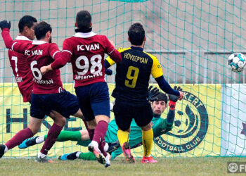 HH futboli XXVIII arajnutyun "Alashkert" Yerevan(Black-Yellow) vs "Van" Charentsavan 2-1 11-30-2020