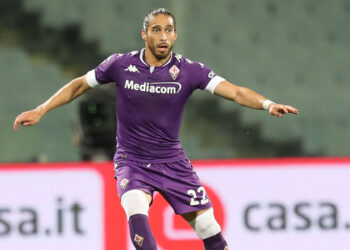 FLORENCE, ITALY - MAY 08: Martin Caceres of ACF Fiorentina in action during the Serie A match between ACF Fiorentina  and SS Lazio at Stadio Artemio Franchi on May 8, 2021 in Florence, Italy. Sporting stadiums around Italy remain under strict restrictions due to the Coronavirus Pandemic as Government social distancing laws prohibit fans inside venues resulting in games being played behind closed doors.  (Photo by Gabriele Maltinti/Getty Images)