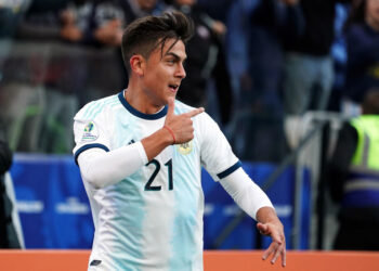 SAO PAULO, BRAZIL - JULY 06: Paulo Dybala of Argentina celebrates after scoring the second goal of his team 2-0 during the Copa America Brazil 2019 Third Place match between Argentina and Chile at Arena Corinthians on July 06, 2019 in Sao Paulo, Brazil. (Photo by Koji Watanabe/Getty Images)