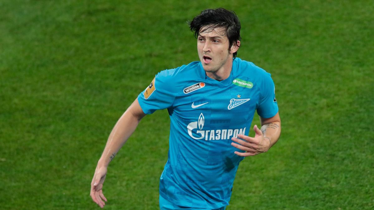 Ազմունը կարող է տեղափոխվել Լիոն — Armsport.am