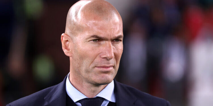 ABU DHABI, UNITED ARAB EMIRATES - DECEMBER 13:  Zinedine Zidane, Manager of Real Madrid looks on prior to the FIFA Club World Cup UAE 2017 semi-final match between Al Jazira and Real Madrid on December 13, 2017 at the Zayed Sports City Stadium in Abu Dhabi, United Arab Emirates.  (Photo by Francois Nel/Getty Images)