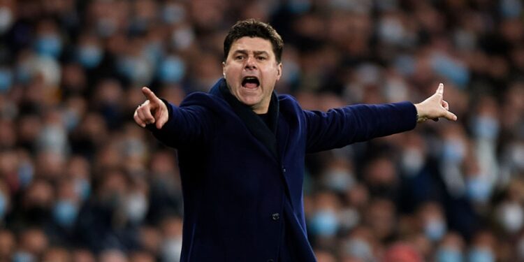 MADRID, SPAIN - MARCH 09: Mauricio Pochettino, Manager of Paris Saint-Germain reacts during the UEFA Champions League Round Of Sixteen Leg Two match between Real Madrid and Paris Saint-Germain at Estadio Santiago Bernabeu on March 09, 2022 in Madrid, Spain. (Photo by Silvestre Szpylma/Quality Sport Images/Getty Images)