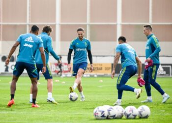 TURIN, ITALY - NOVEMBER 08: Adrien Rabiot of Juventus during a training session at Jtc on November 8, 2022 in Turin, Italy. (Photo by Daniele Badolato - Juventus FC/Juventus FC via Getty Images)