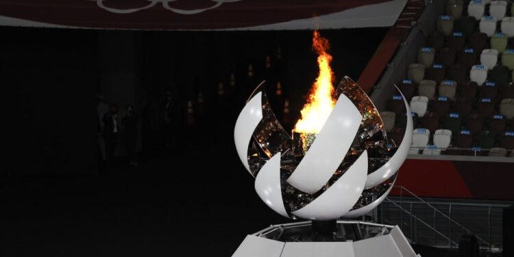 TOKYO, JAPAN - AUGUST 08: The Olympic Cauldron during the Closing Ceremony of the Tokyo 2020 Olympic Games at Olympic Stadium on August 08, 2021 in Tokyo, Japan. (Photo by Fred Lee/Getty Images)
