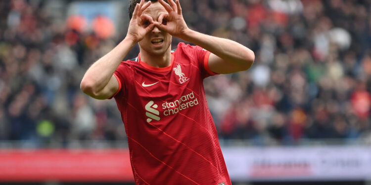 MANCHESTER, ENGLAND - APRIL 10: Diogo Jota of Liverpool celebrates his goal during the Premier League match between Manchester City and Liverpool at Etihad Stadium on April 10, 2022 in Manchester, England. (Photo by Michael Regan/Getty Images)
