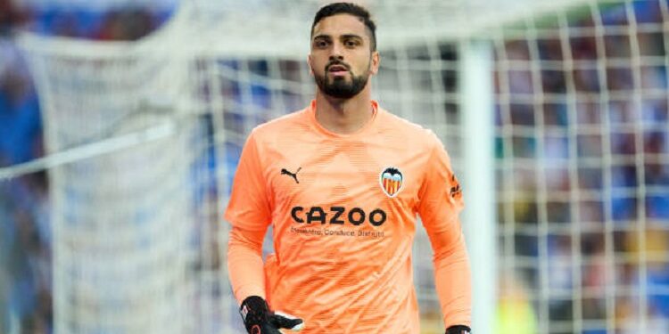 SAN SEBASTIAN, SPAIN - NOVEMBER 06: Giorgi Mamardashvili of Valencia CF reacts during the LaLiga Santander match between Real Sociedad and Valencia CF at Reale Arena on November 06, 2022 in San Sebastian, Spain. (Photo by Juan Manuel Serrano Arce/Getty Images)