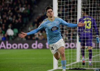 Celta Vigo's Spanish midfielder Gabriel Veiga celebrates scoring his team's third goal during the Spanish league football match between Real Betis and RC Celta de Vigo, at the Benito Villamarin stadium in Seville, on February 4, 2023. (Photo by CRISTINA QUICLER / AFP) (Photo by CRISTINA QUICLER/AFP via Getty Images)