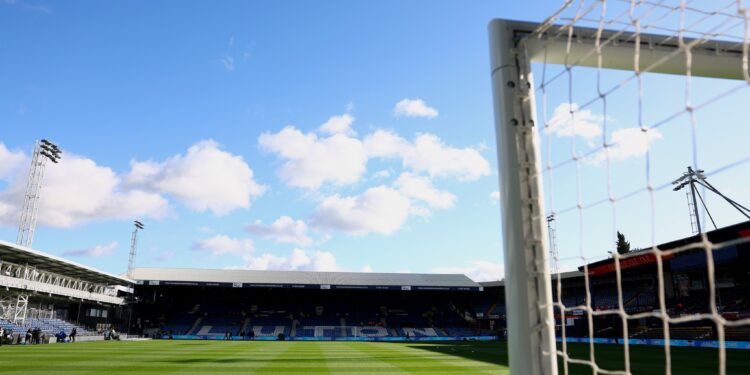 LUTON, ENGLAND - NOVEMBER 05: A general view inside the stadium prior to the Premier League match between Luton Town and Liverpool FC at Kenilworth Road on November 05, 2023 in Luton, England. (Photo by Clive Rose/Getty Images)