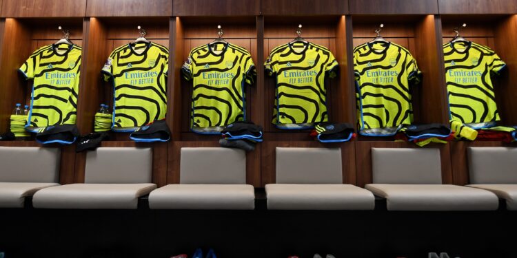 BRENTFORD, ENGLAND - NOVEMBER 25: General view inside the Arsenal dressing room prior to the Premier League match between Brentford FC and Arsenal FC at Gtech Community Stadium on November 25, 2023 in Brentford, England. (Photo by Stuart MacFarlane/Arsenal FC via Getty Images)