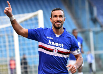GENOA, ITALY - JANUARY 21:  Fabio Quagliarella of Sampdoria celebrates after scoring goal 2-0 during the serie A match between UC Sampdoria and ACF Fiorentina at Stadio Luigi Ferraris on January 21, 2018 in Genoa, Italy.  (Photo by Paolo Rattini/Getty Images)
