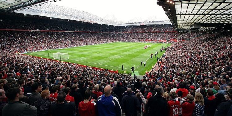MANCHESTER, ENGLAND - OCTOBER 27:  A wide shot of the interior of Old Trafford ahead of the Barclays FA Premier League match between Manchester United and Middlesbrough at Old Trafford on October 27 2007, in Manchester, England. (Photo by Tom Purslow/Manchester United via Getty Images)