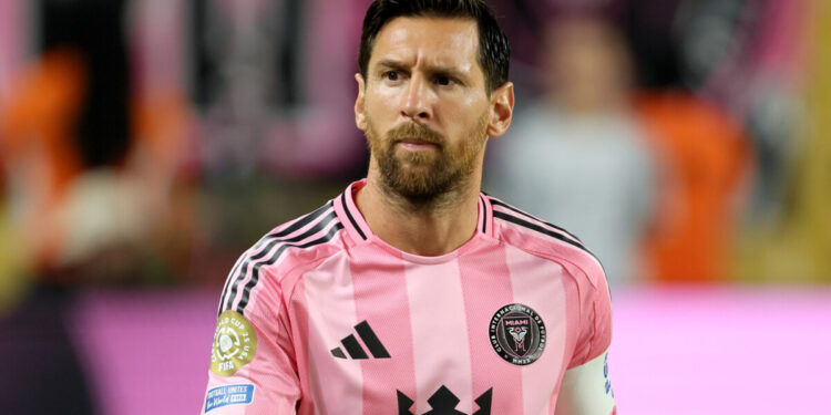 https://armsport.am/wp-content/uploads/2025/11/Leeeoo-Messi-750x375.jpeg
